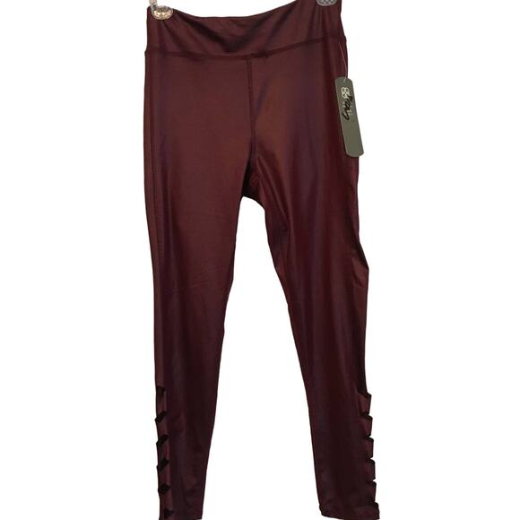 NWT Daisy Fuentes Fit, Medium Leggings With Side Seam Cut Outs - Picture 1 of 6